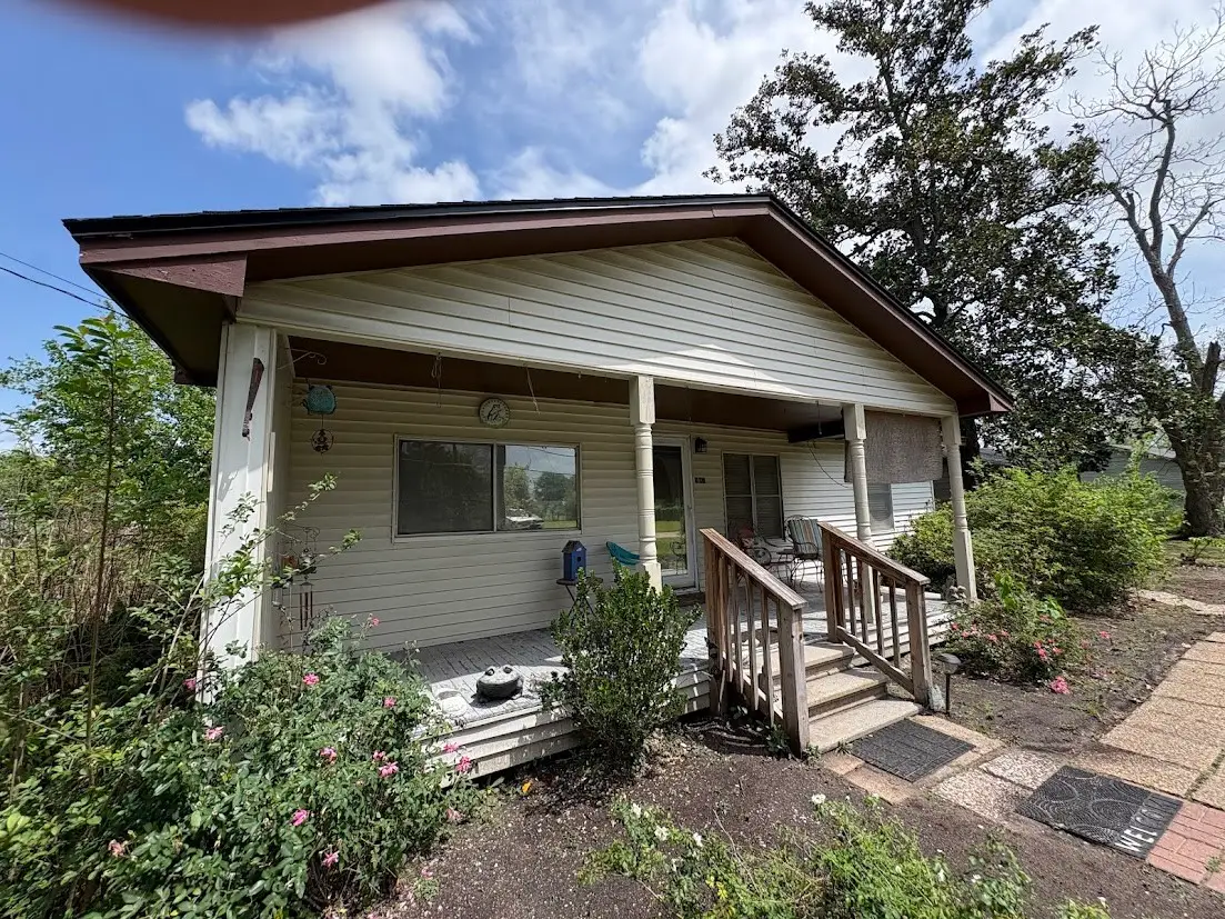 805 Beauty Street, Dayton, TX 77535 - #1