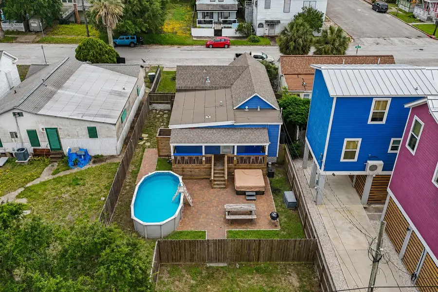 1022 Avenue L, Galveston, TX 77550 - #2