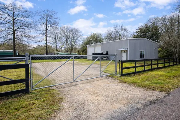 5619 Maple Street, Crosby, TX 77532