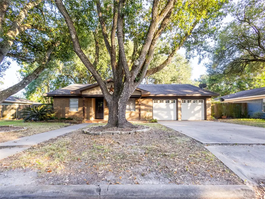 2728 Encino Avenue, Bay City, TX 77414 - #2
