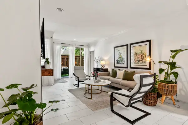 2100 Tanglewilde Street #141, Houston, TX 77063