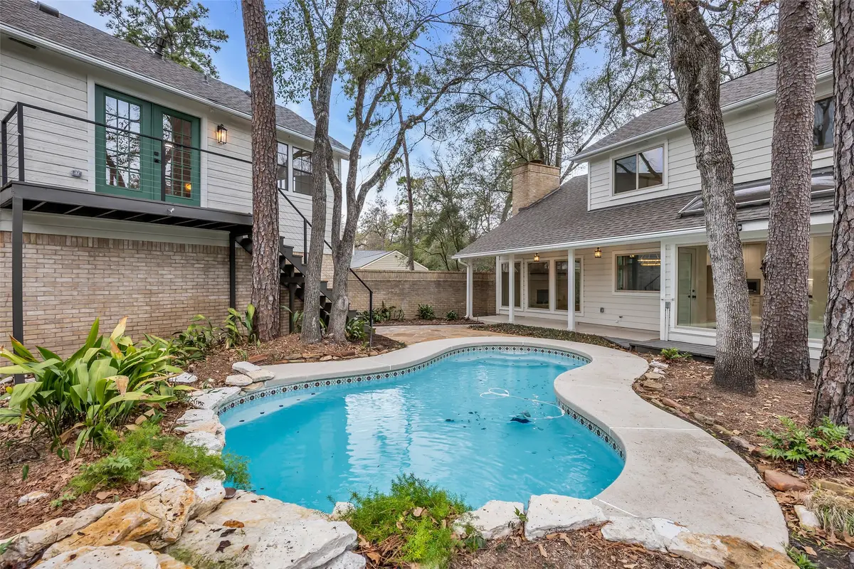 4 N Autumnwood Way, The Woodlands, TX 77380 - #1