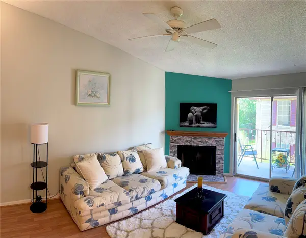 2120 El Paseo Street #310, Houston, TX 77054