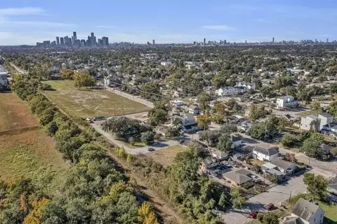 5405 Elysian Street, Houston, TX 77009