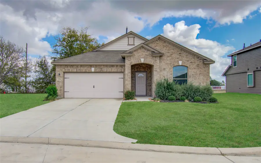 1139 Brahma Cir, East Bernard, TX 77435 - Image #2