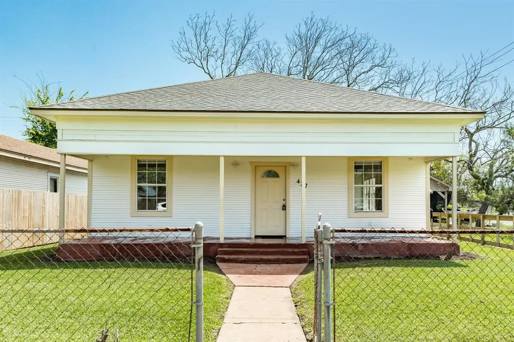 427 W 1st Street, Freeport, TX 77541 - #1