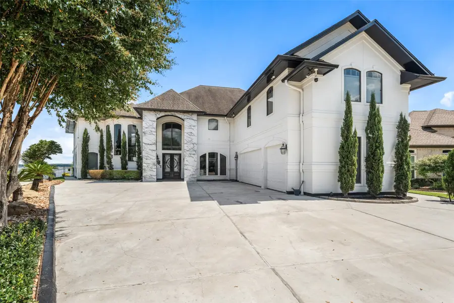 2500 Sand Shore Drive, Conroe, TX 77304 - Image #3