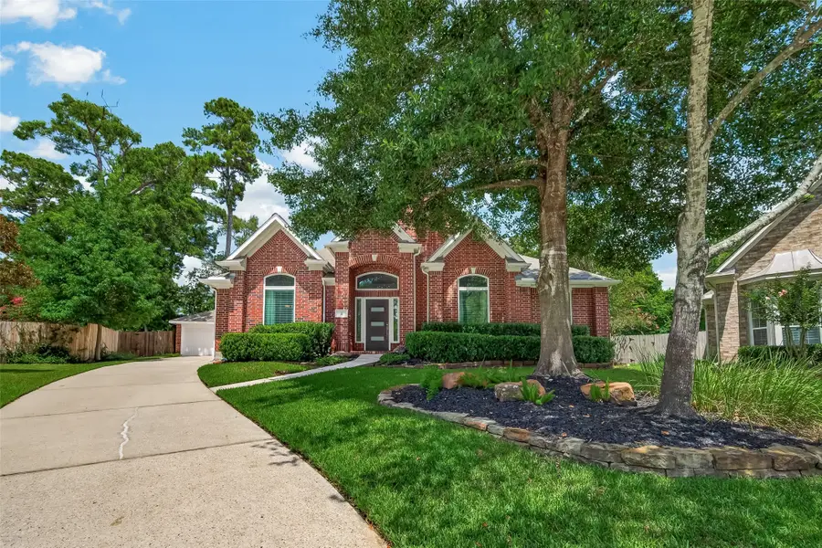 2 S Concord Valley Place, The Woodlands, TX 77382 - #3