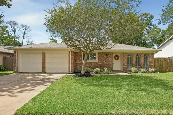 16023 Cavendish Drive, Houston, TX 77059