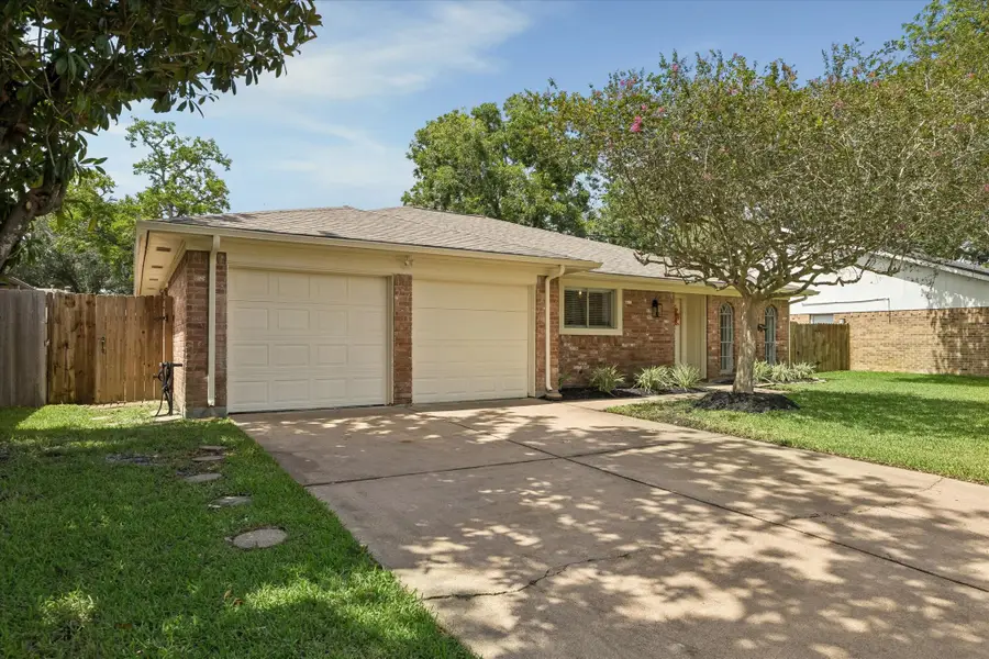 16023 Cavendish Drive, Houston, TX 77059 - #2
