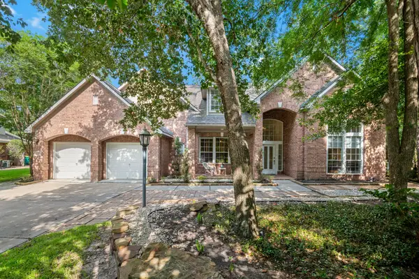 10 Newland Court, The Woodlands, TX 77382