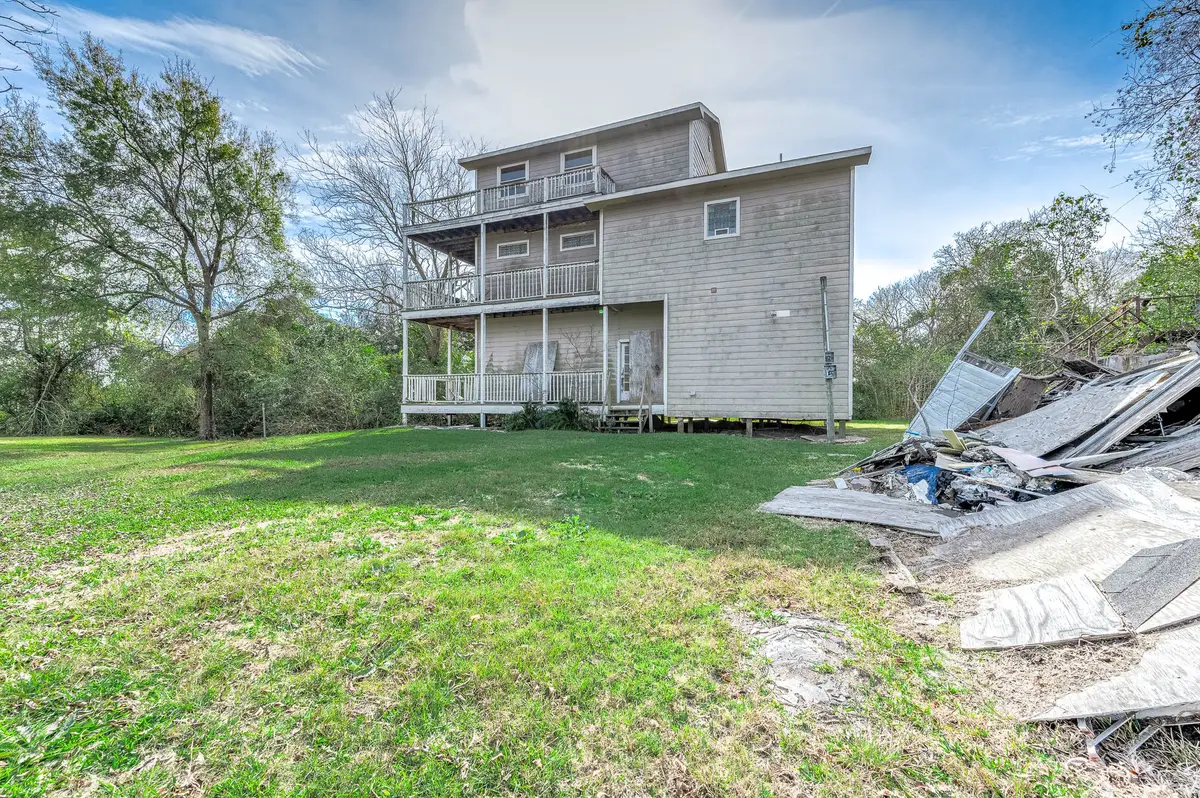 9898 Tri City Beach Road, Baytown, TX 77523 - #1