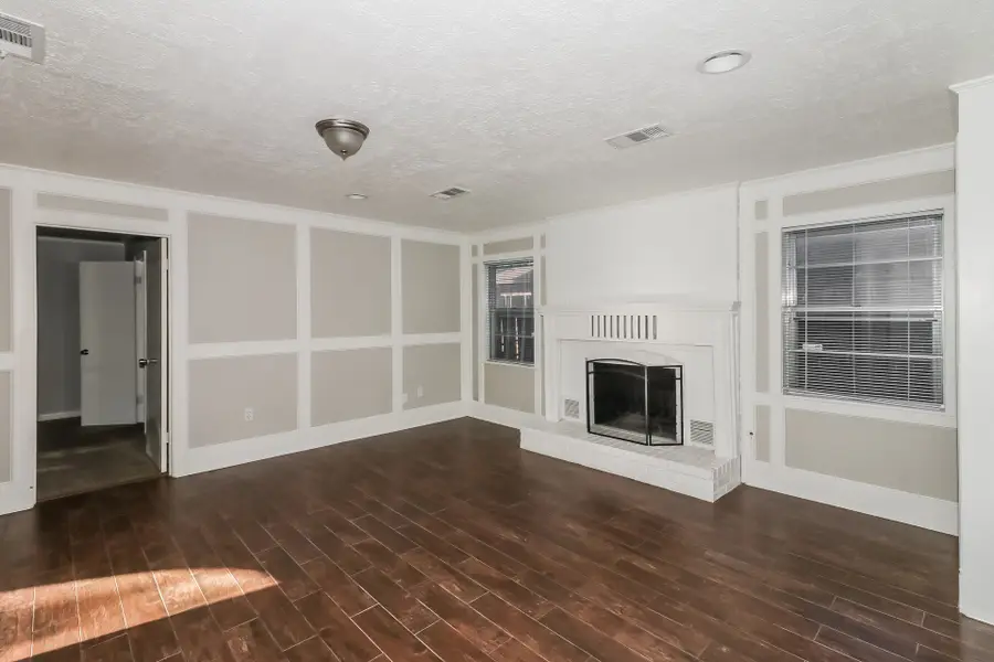 1002 Avenue L, South Houston, TX 77587 - Image #3