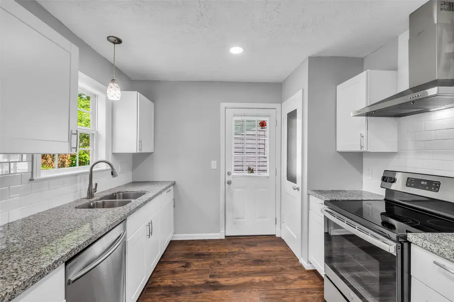 2032 Vince Street, Pasadena, TX 77502 - Image #2