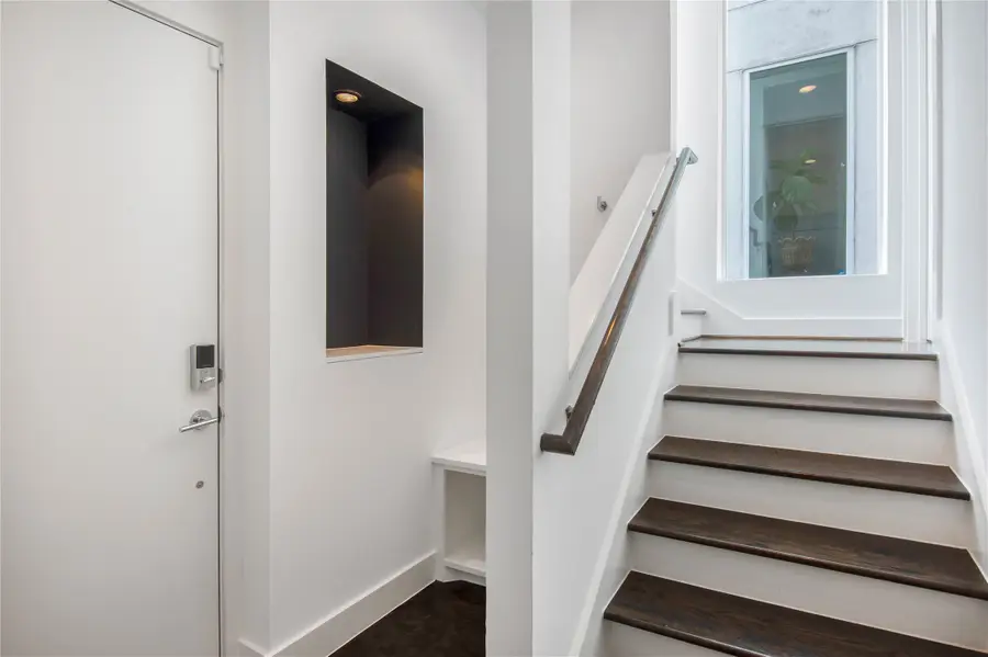 1155 W 18th Street, Houston, TX 77008 - Image #3