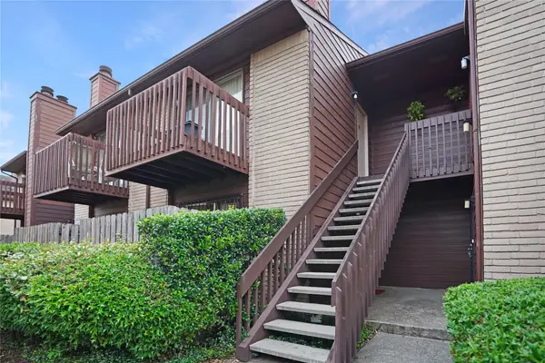 12905 Woodforest Boulevard #606, Houston, TX 77015