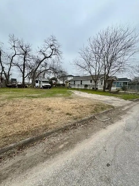 1520 E 32nd 1/2 Street, Houston, TX 77022 - Image #3