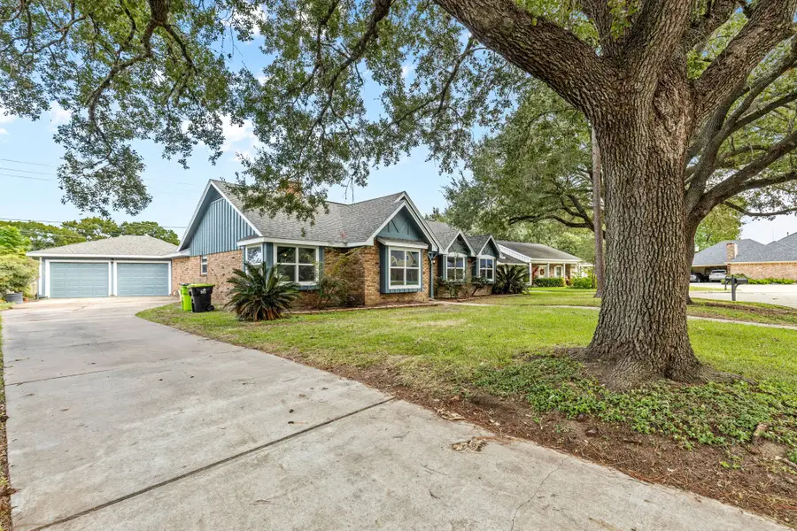 1805 Laurel Oaks Drive, Richmond, TX 77469 - #2