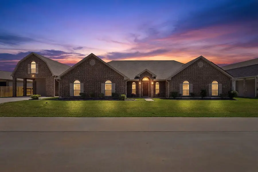 3615 E Cape Road, Dickinson, TX 77539 - #2