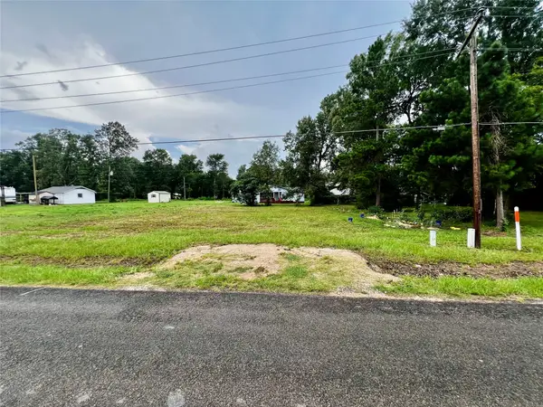 689 Indian Hill Boulevard, Livingston, TX 77351