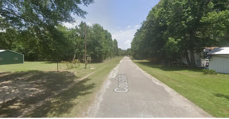 193 Coushatta, Onalaska, TX 77360 - Image #2