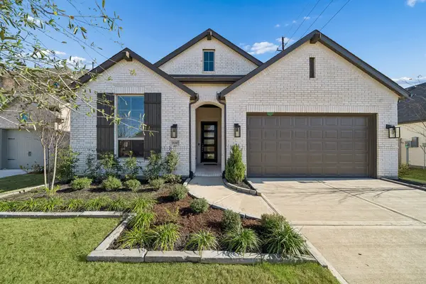 30207 Gold Finch Place, Fulshear, TX 77441