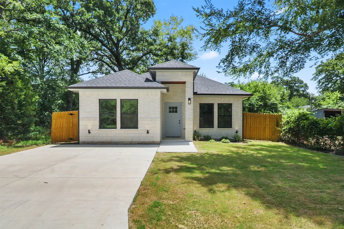 112 Whiteface Drive, Mabank, TX 75156 - Image #1