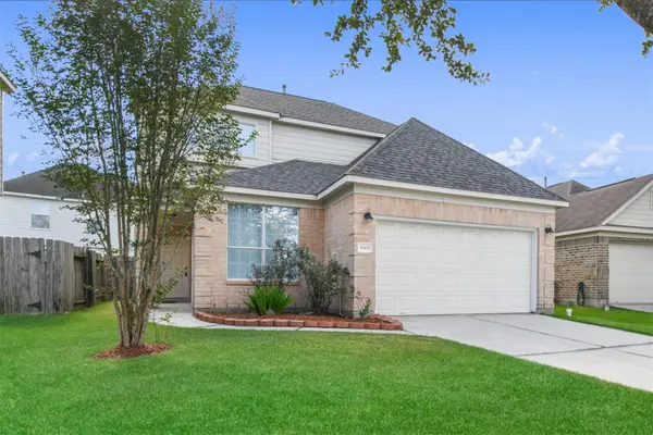 18431 W Knob Hill Lake Lane, Humble, TX 77346
