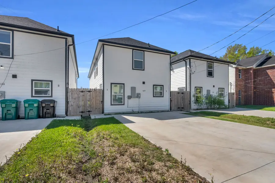 8124 Sterlingshire Street #A and B, Houston, TX 77078 - #3