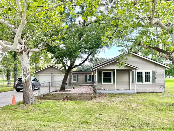 14414 2nd Street Street, Santa Fe, TX 77517