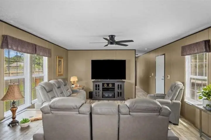 33847 Us Highway 96 S, Buna, TX 77612 - Image #3