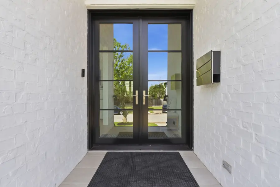 4303 Dorothy Street, Bellaire, TX 77401 - #3