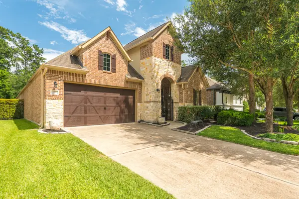 18 Sundown Ridge Place, The Woodlands, TX 77375