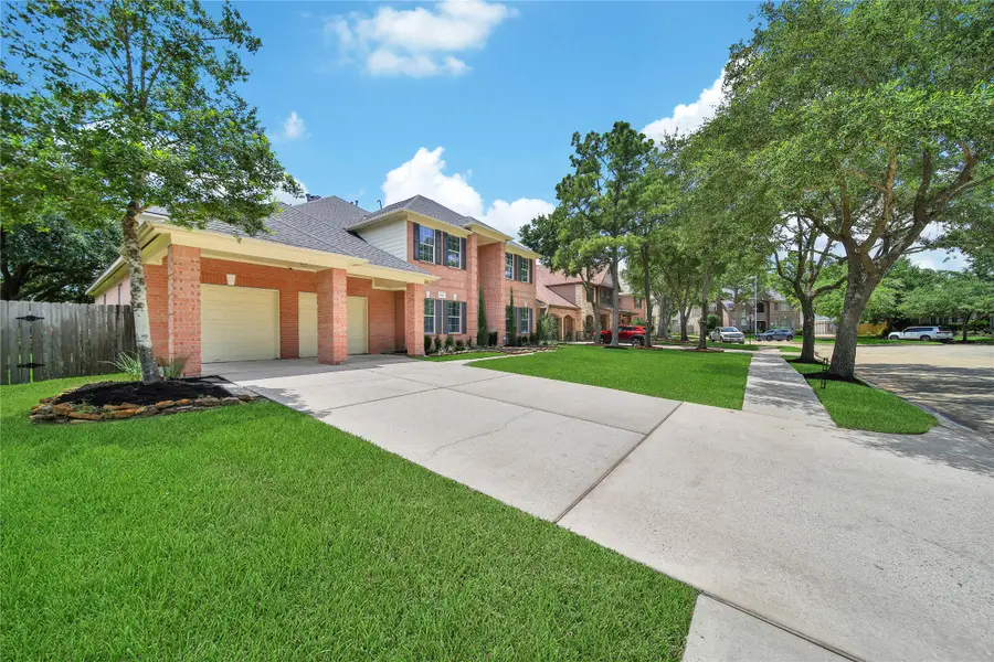 15927 Lake Loop Drive, Cypress, TX 77433 - #2