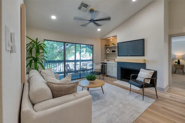 2829 Timmons Lane #120, Houston, TX 77027