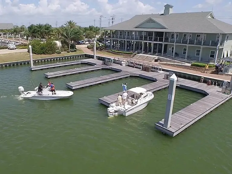 18 Half Moon, Hitchcock, TX 77563 - Image #2