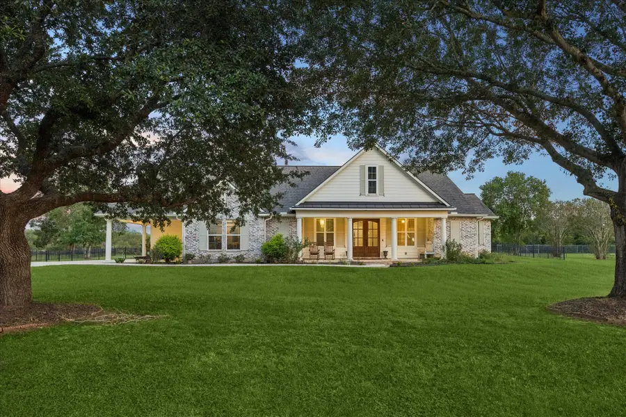 3712 Quail Circle, Sealy, TX 77474 - #3