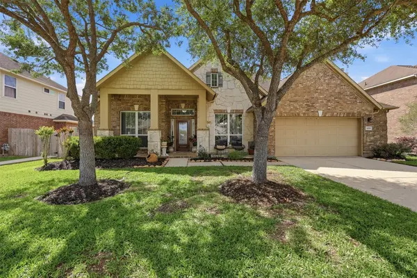 3608 Barrington Court, Pearland, TX 77584
