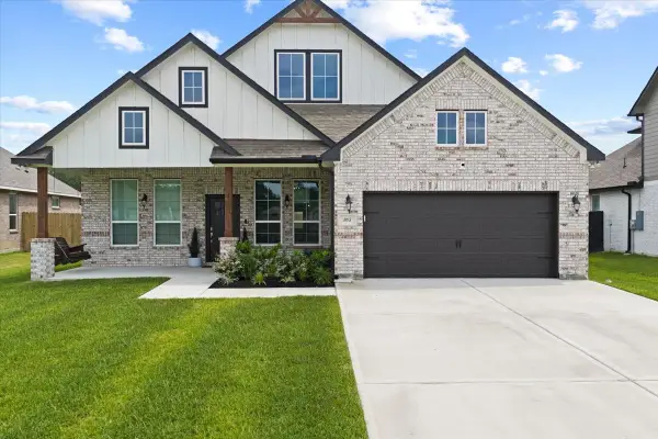 205 Big Spring Drive, Anahuac, TX 77514