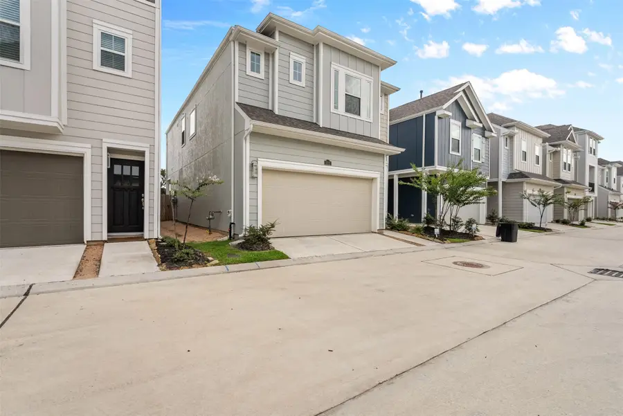 3207 Cedar Dawn Lane, Houston, TX 77091 - Image #2