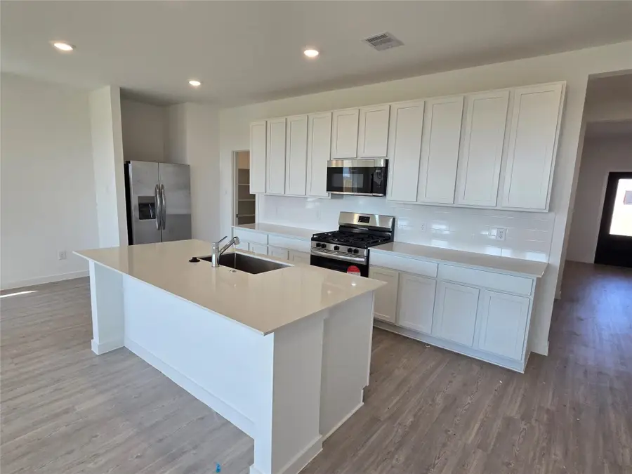 3008 Paradise Capri Drive, Katy, TX 77493 - Image #3