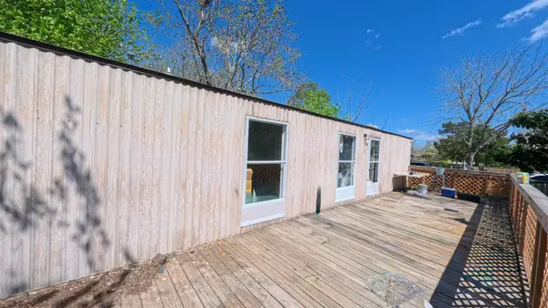 810 N Battlebell Road, Highlands, TX 77562