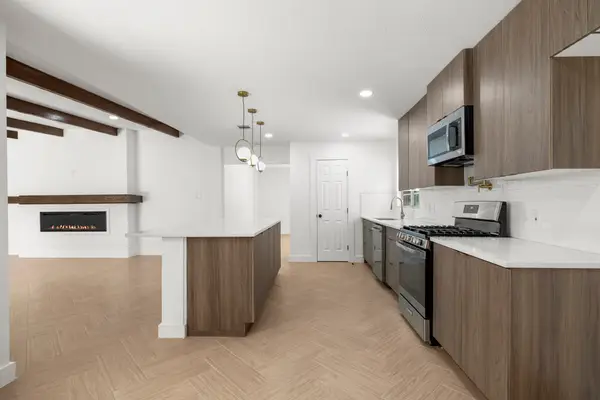 8202 Glencrest Street, Houston, TX 77061