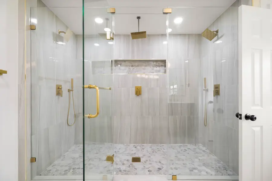 8202 Glencrest Street, Houston, TX 77061 - #2