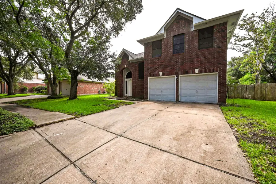 219 Rolling Plains Drive, Sugar Land, TX 77479 - Image #2