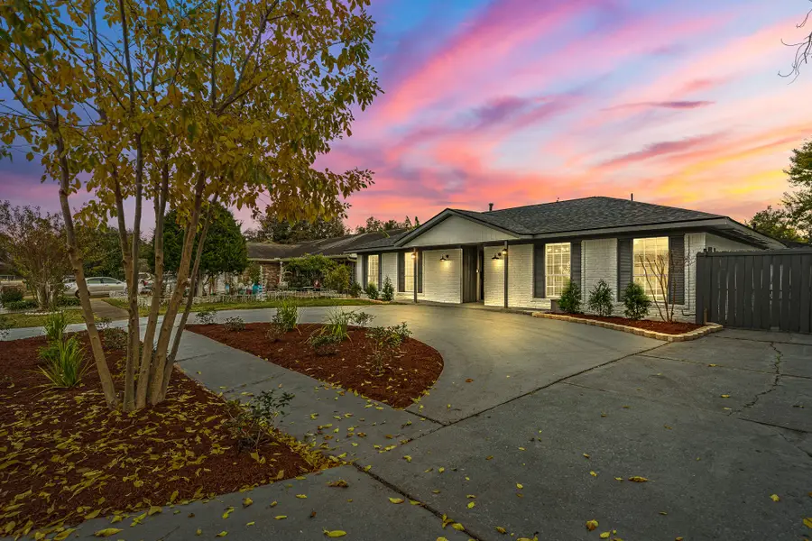 12007 Sharpcrest Street, Houston, TX 77072 - Image #3