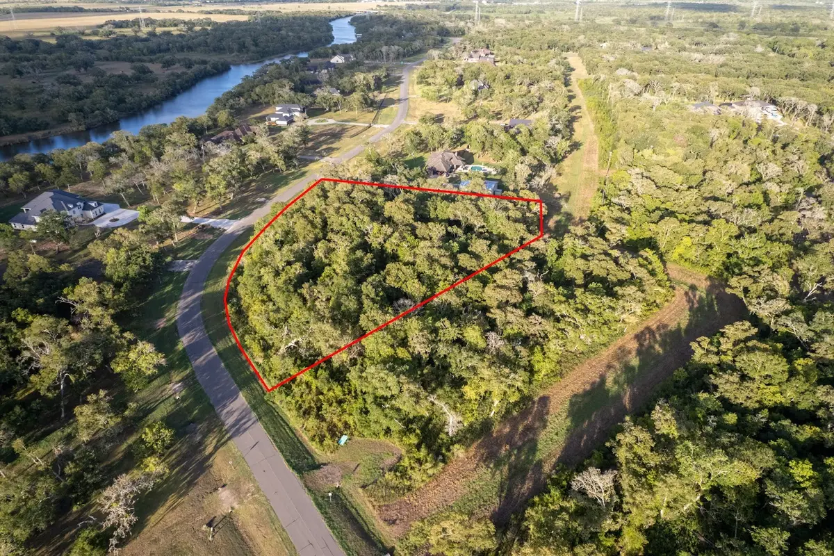 31811 Bayou Bend, Richwood, TX 77515 - Image #1