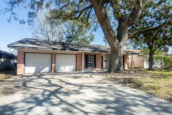 1840 El Mar Lane, Seabrook, TX 77586