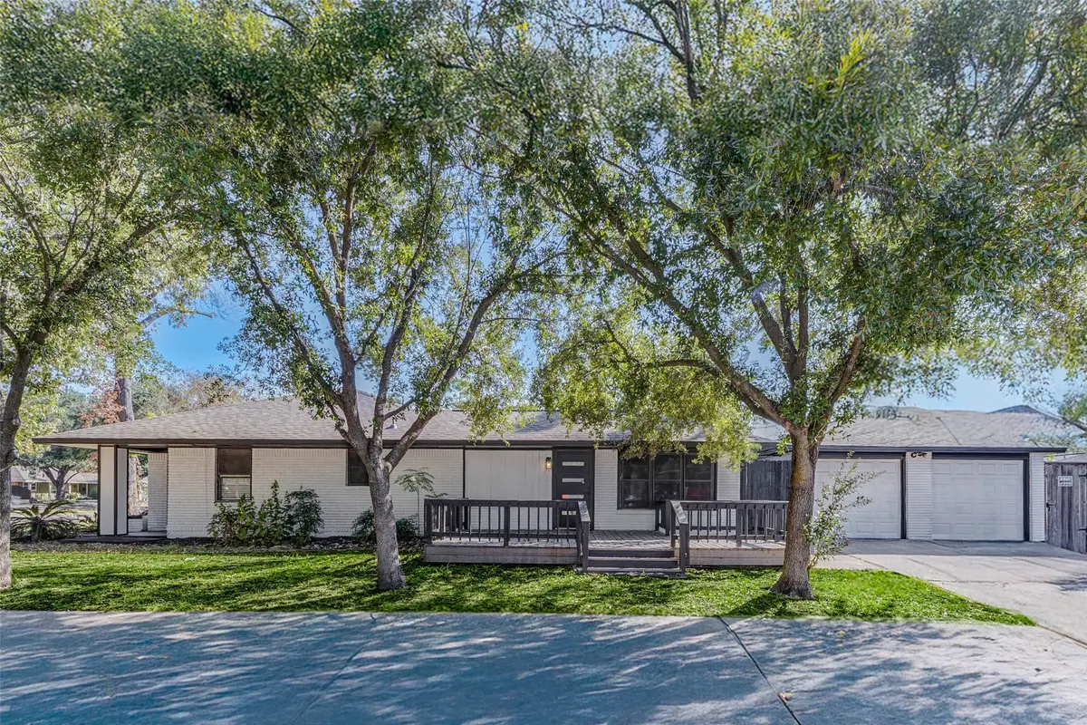 5037 W 43rd Street, Houston, TX 77092 - Image #1