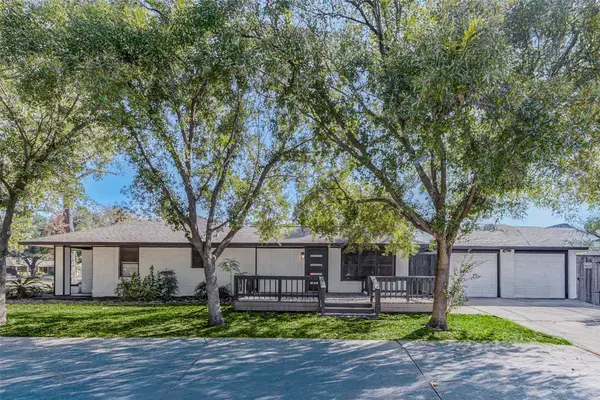 5037 W 43rd Street, Houston, TX 77092